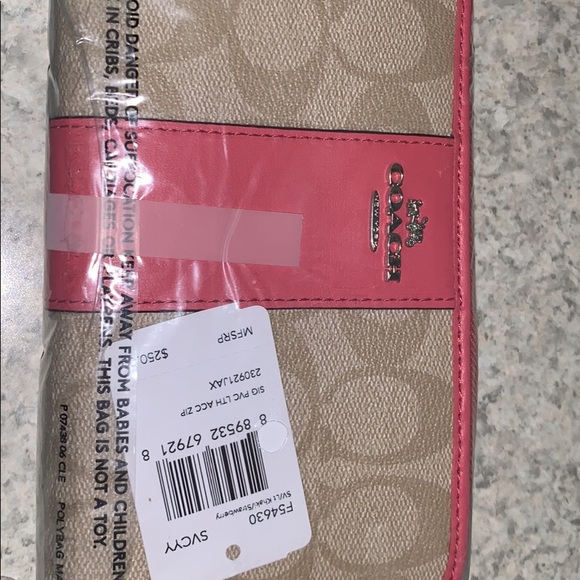 Coach Handbags - Coach wallet Coach Handbags - Coach wallet
